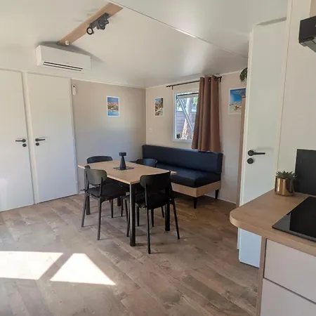 Mobilhome Bord De Les Chenes Campingplads *